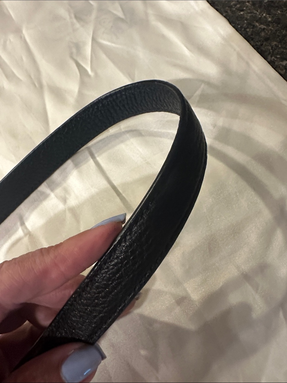 Kate Spade Adjustable Black Leather Replacement Strap with Goldtone Hardware - Picture 5 of 10